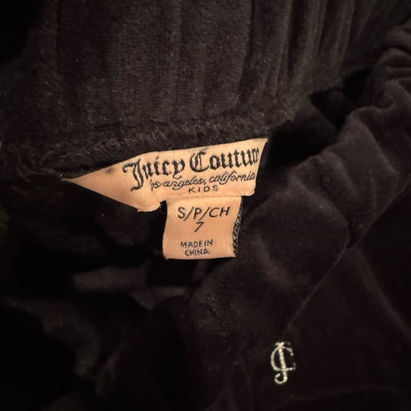 COPY - Girls Juicy Couture velour jumpsuit. - Picture 6 of 6